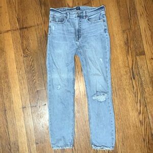 GAP High Waisted Straight Light Blue Distressed Cropped Jeans size 29R